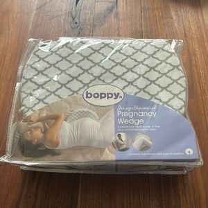 Boppy Pregnancy Wedge